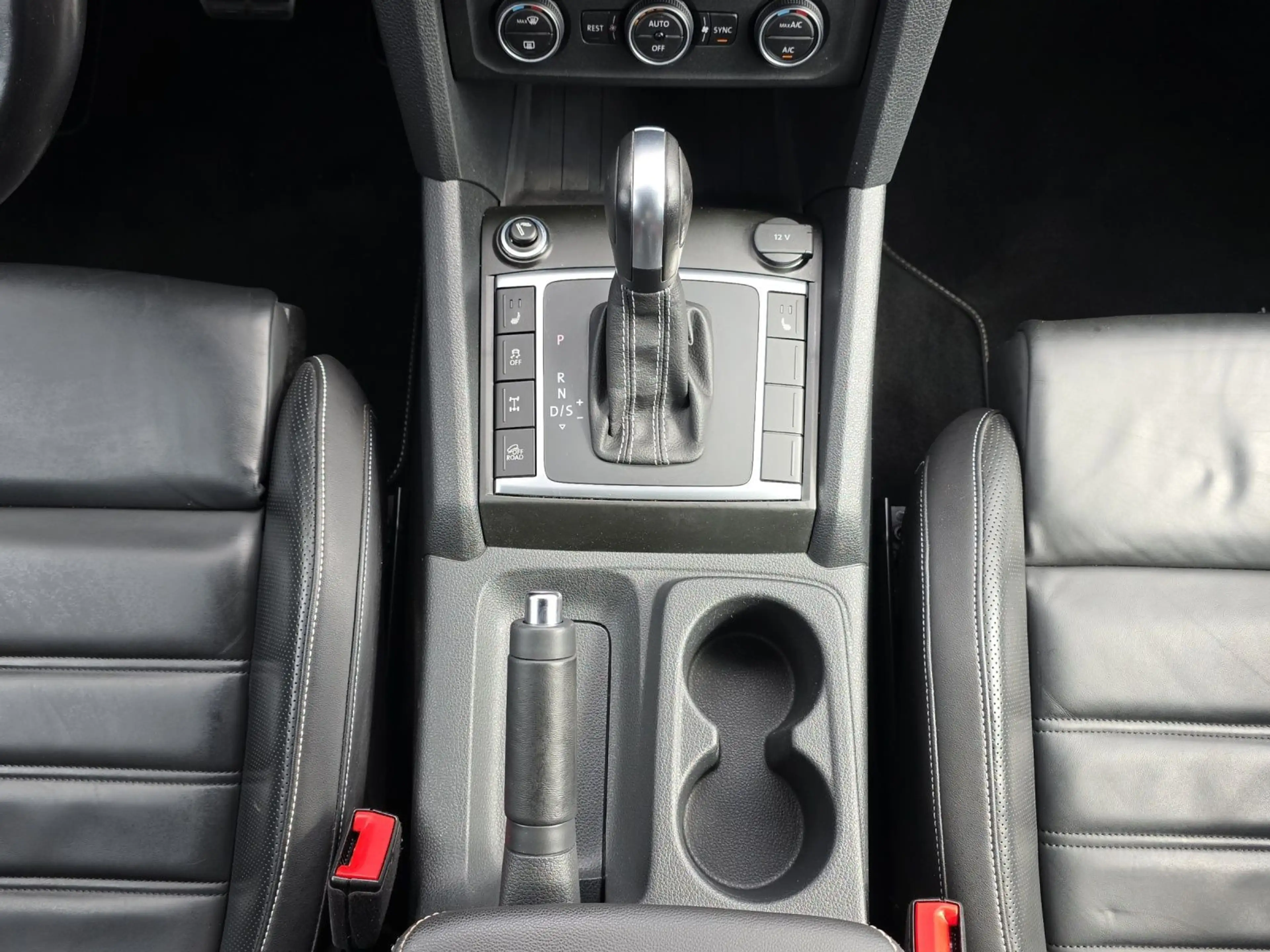 Volkswagen Amarok V6 DC Aventura Hardtop 4MOT. *Xen.*AHK*SH — photo 7