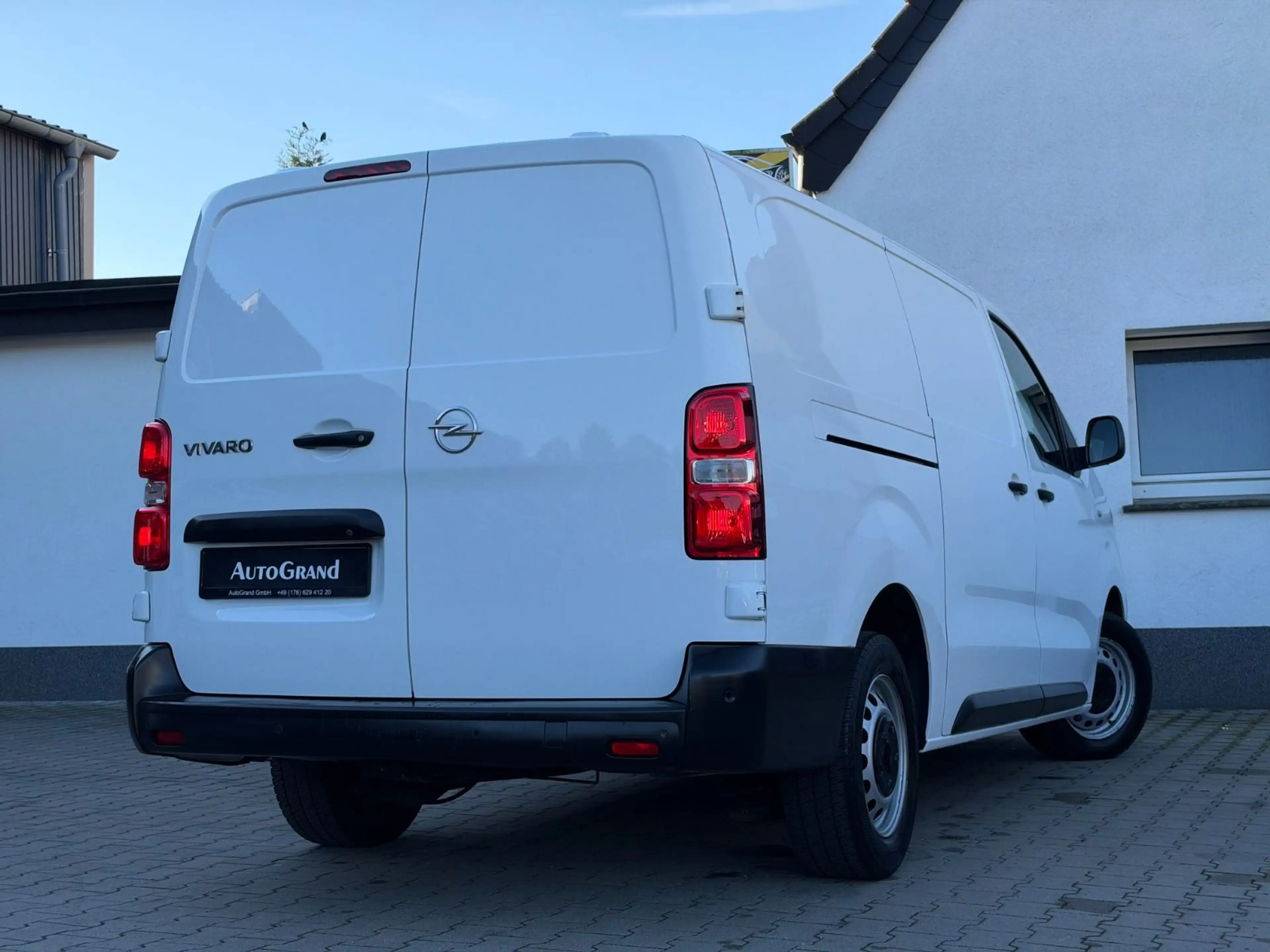Opel Vivaro Kasten Edition L*1HAND*Assist*PDC*Kamera* — photo 4