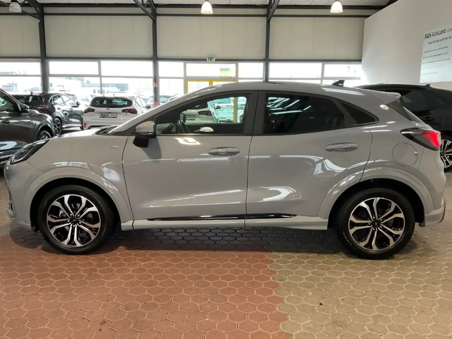 Ford Puma ST- Line X Pano-Dach. Winter-P. Rückf. Navi. PDC Gris - 2