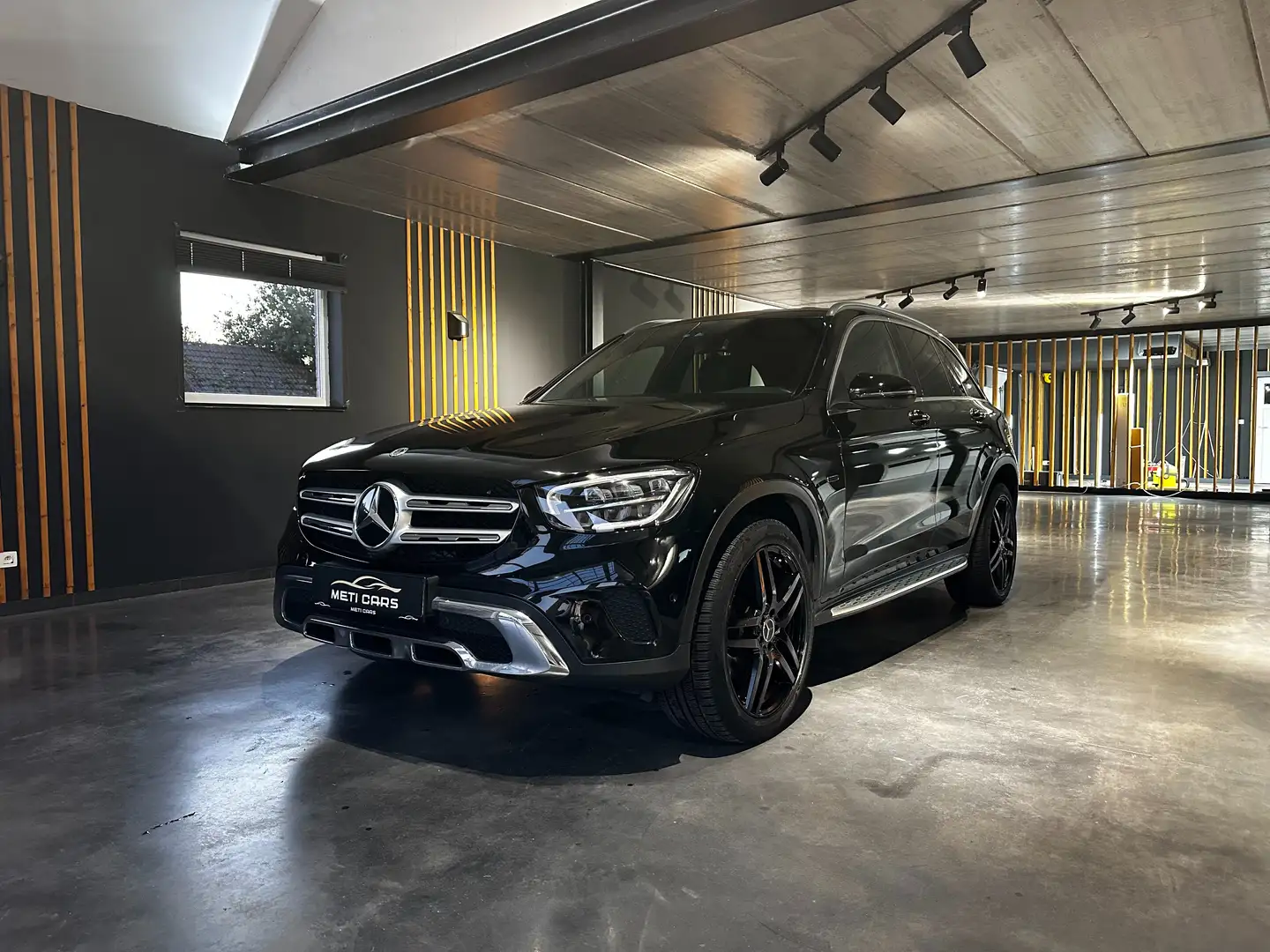 Mercedes-Benz GLC 300 de 4Matic 9G-TRONIC AMG Line | 360° Camera | Zwart - 2