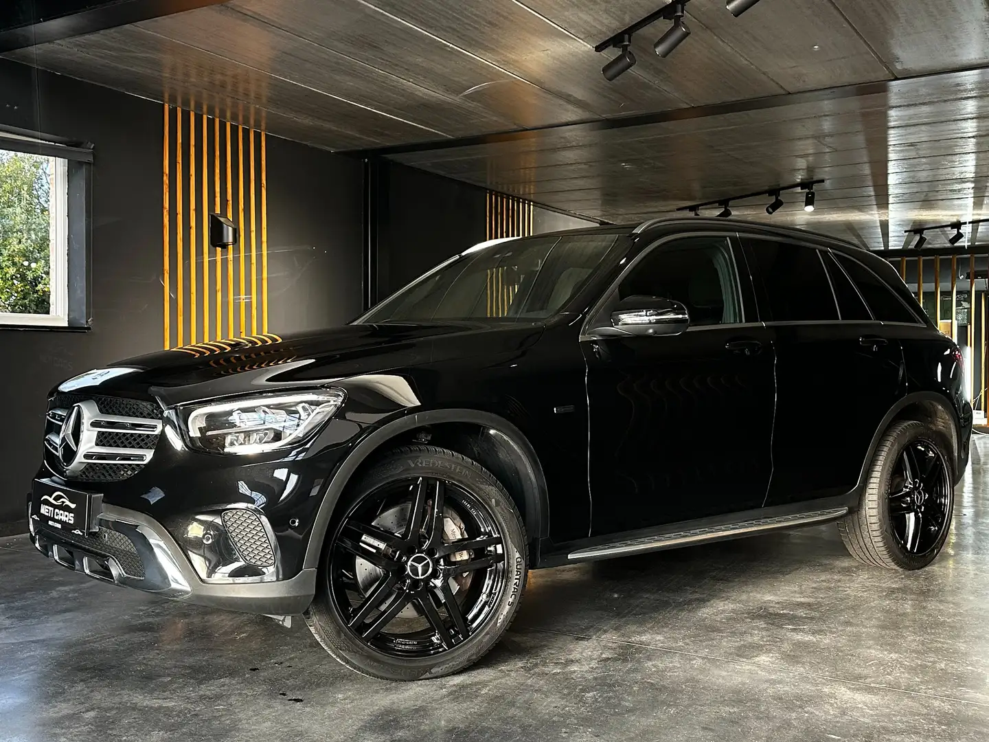 Mercedes-Benz GLC 300 de 4Matic 9G-TRONIC AMG Line | 360° Camera | Negro - 1