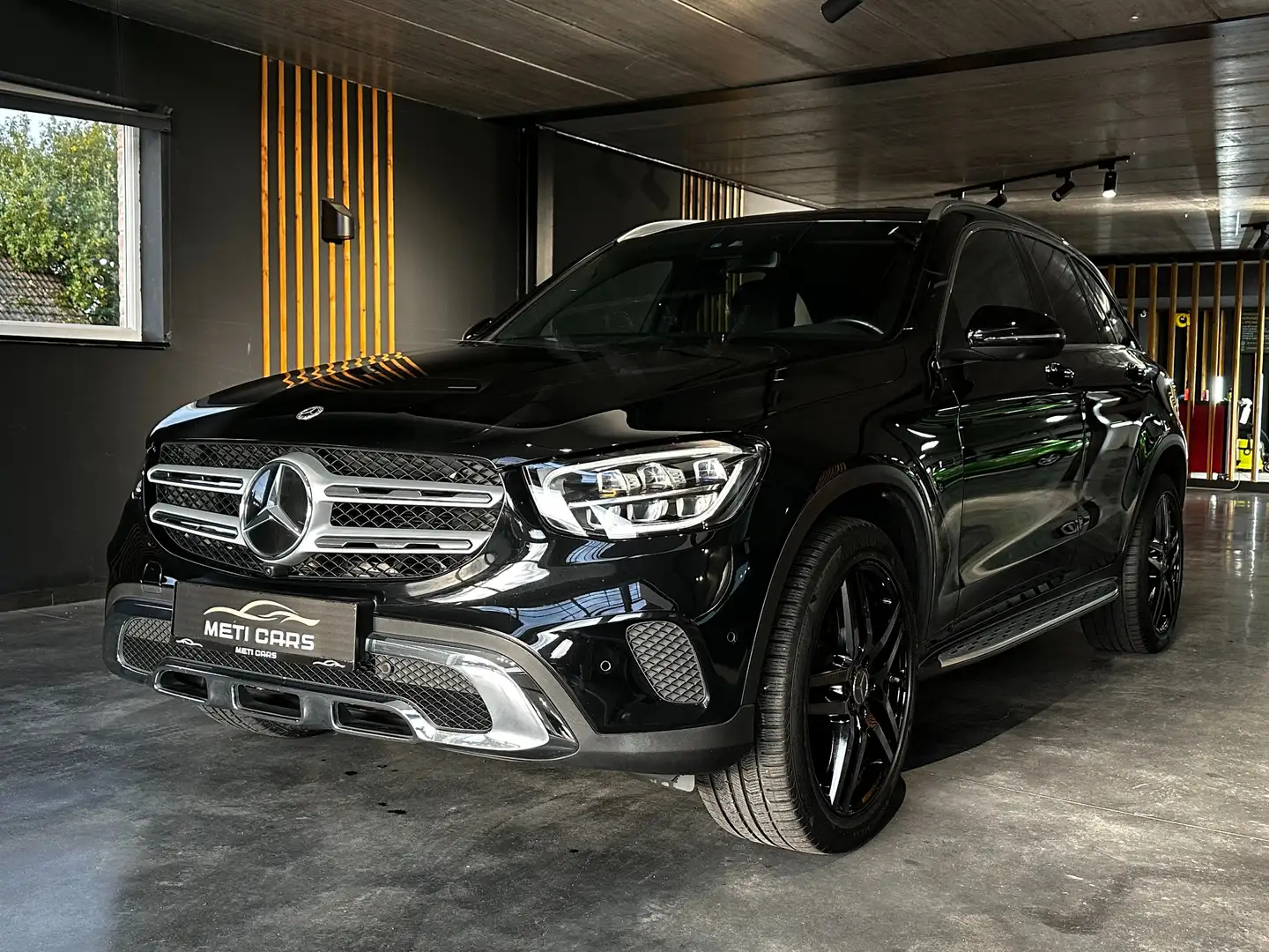 Mercedes-Benz GLC 300 de 4Matic 9G-TRONIC AMG Line | 360° Camera | Negro - 2