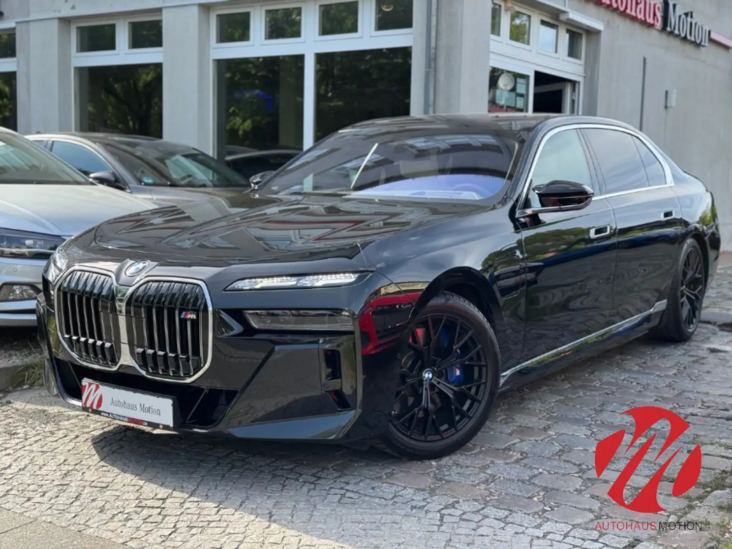 BMW 760 e Cinema Sky Lounge Chauffeur NP 191TE Kristall xD Noir - 2