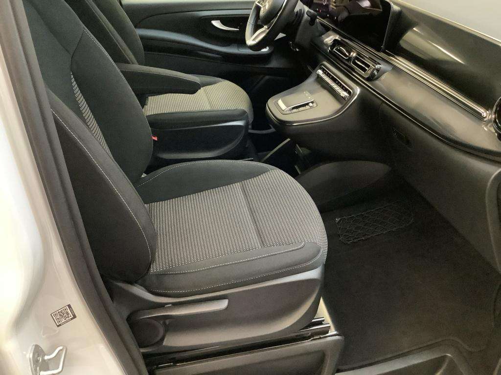 Mercedes-Benz V 250