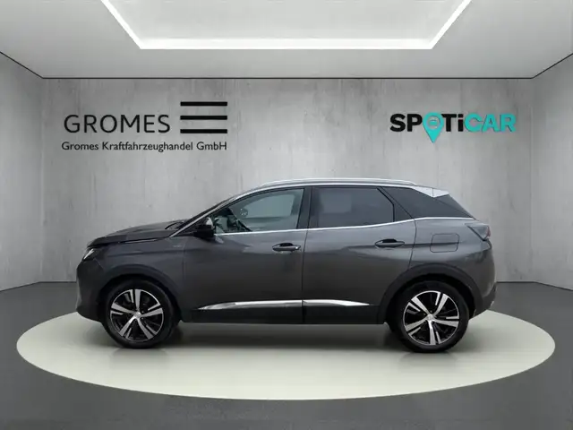 Peugeot 3008 view 6