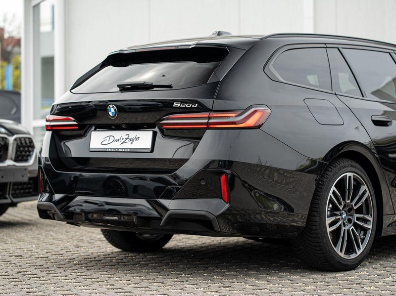 BMW 520 d Tour M-Sport PRO AHK PANO ACC Sitzlüft H&K — photo 7