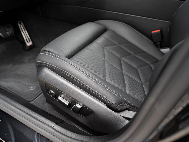 BMW 520 d Tour M-Sport PRO AHK PANO ACC Sitzlüft H&K — photo 9