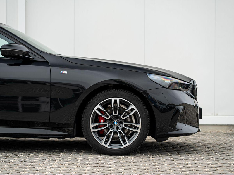 BMW 520 d Tour M-Sport PRO AHK PANO ACC Sitzlüft H&K — photo 6