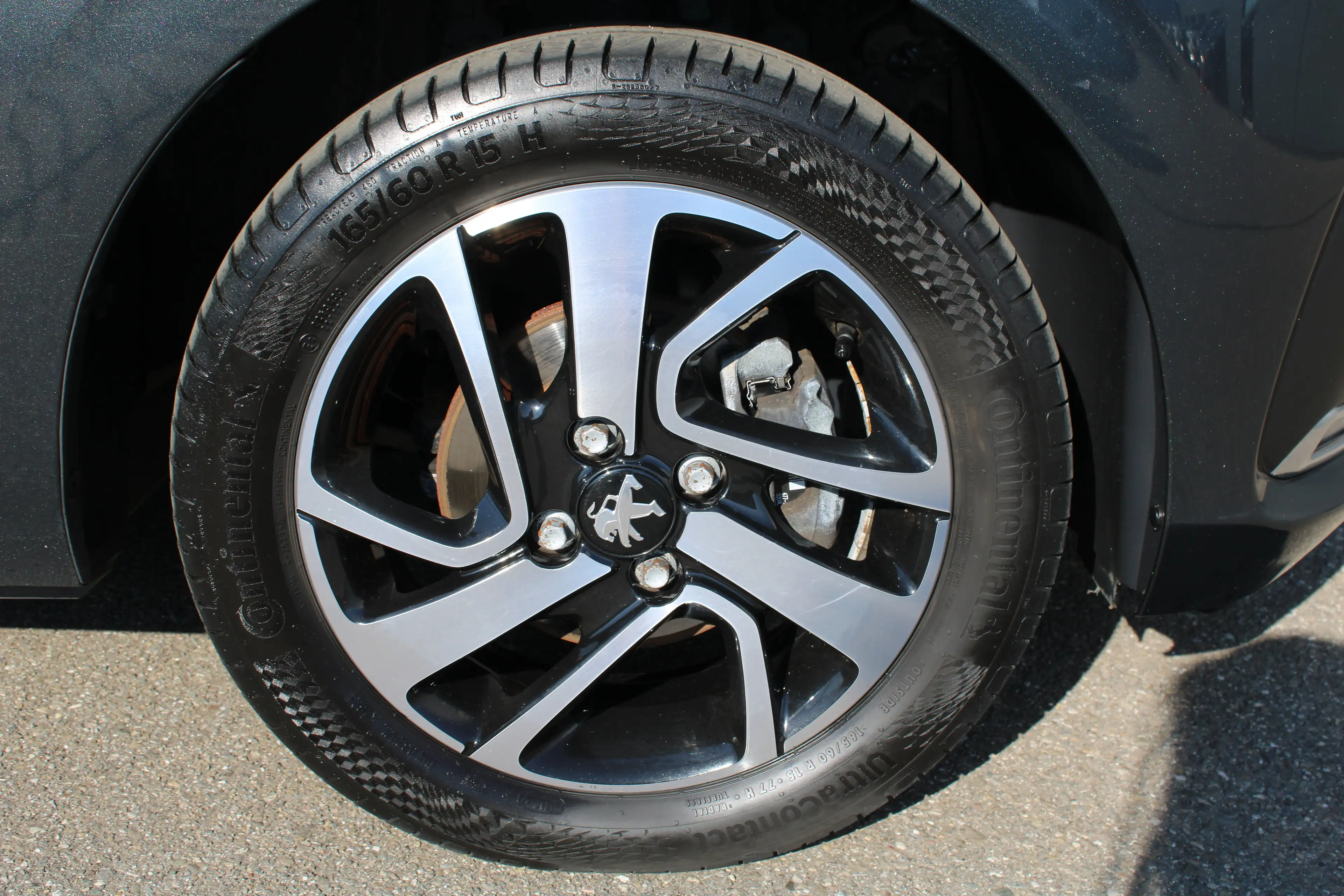 Peugeot 108 1.0 e-VTi Allure | Navi by app | Camera | Climate — photo 9