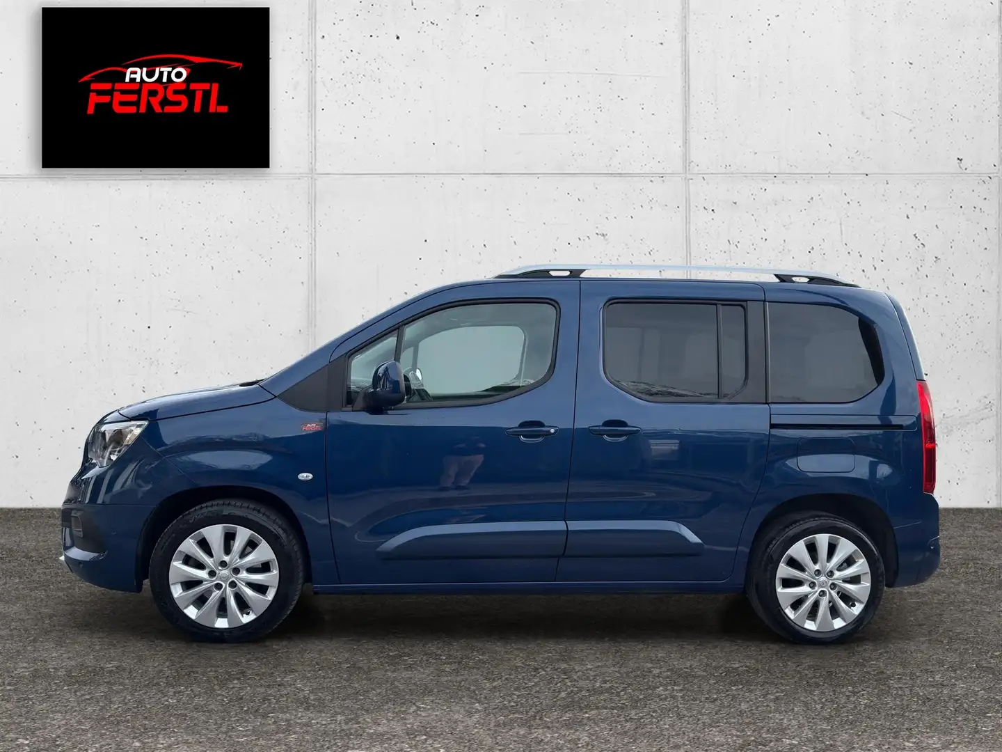 Opel Combo Life Innovation 1.5 D 96 kW (131 PS), Autom. 8-Gang Blau - 2