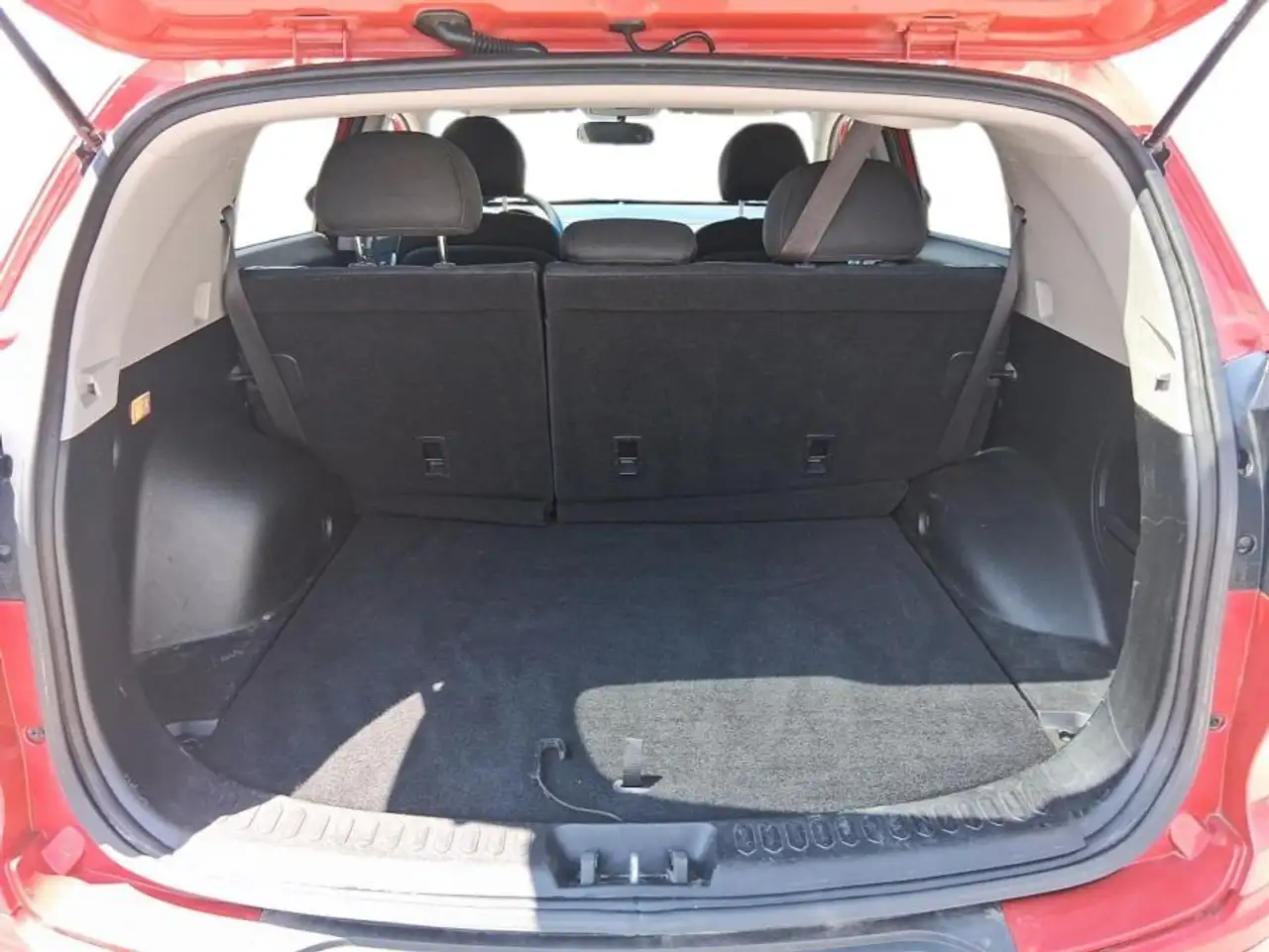 Kia Sportage снимка Kia Sportage