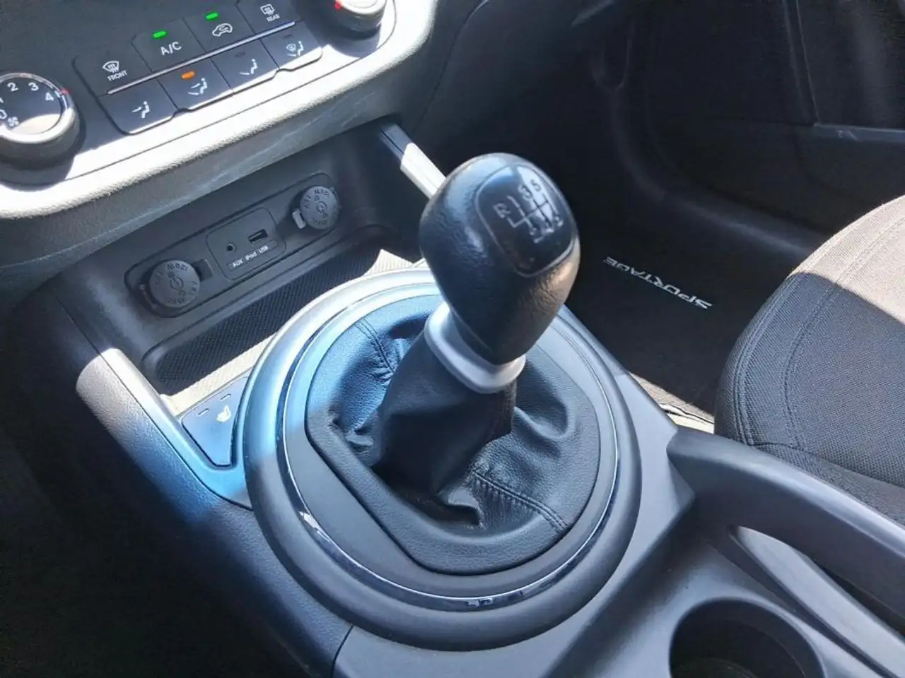 Kia Sportage снимка Kia Sportage