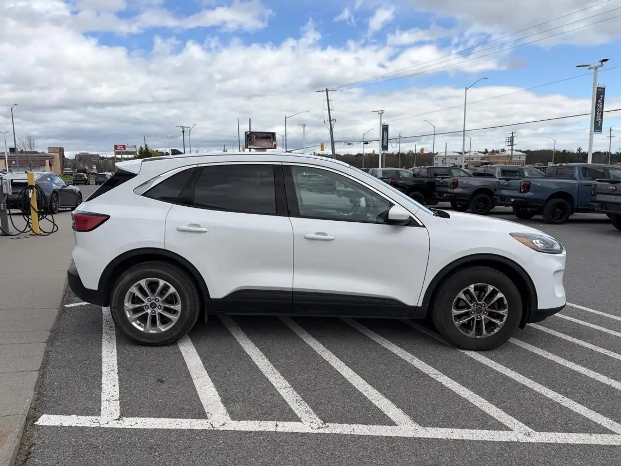 Ford Escape photo Ford Escape