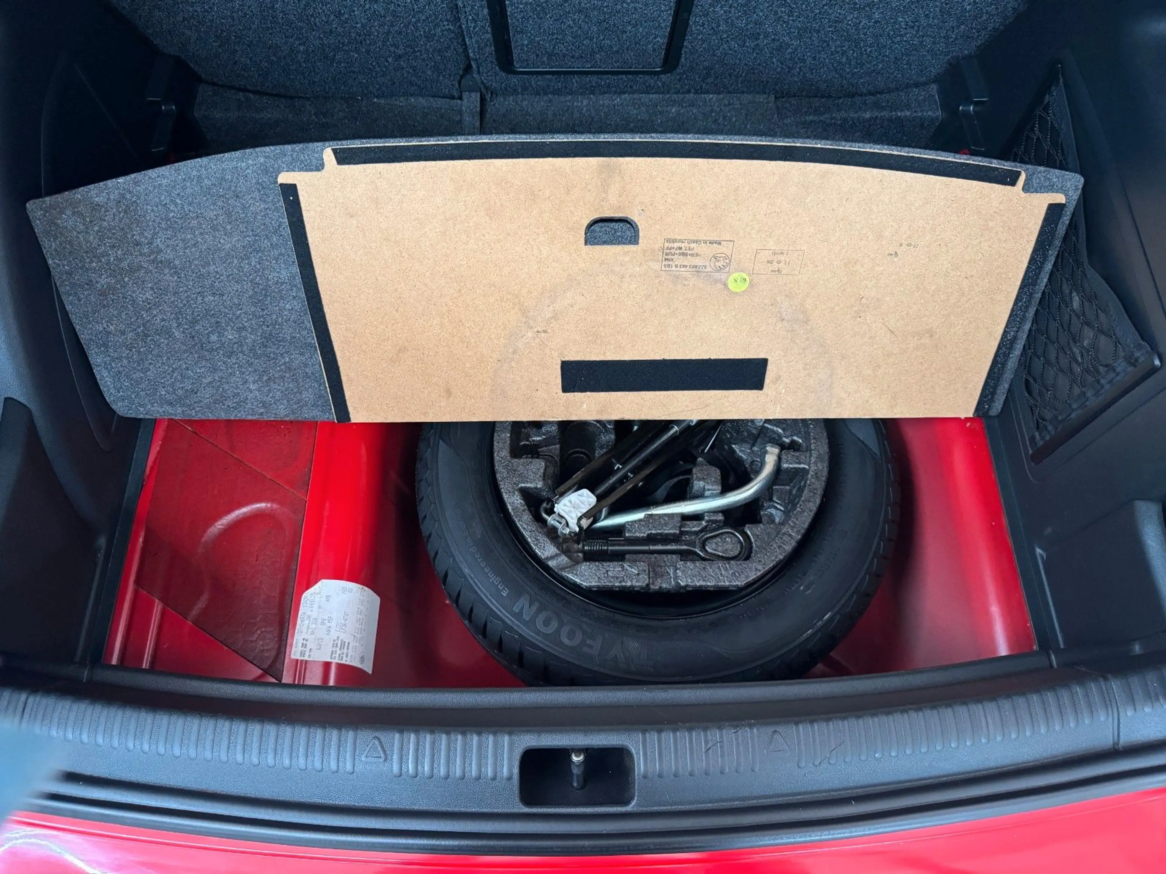 Skoda Rapid/Spaceback Spaceback Edition | HU NEU | XENON | SHZ | — photo 12