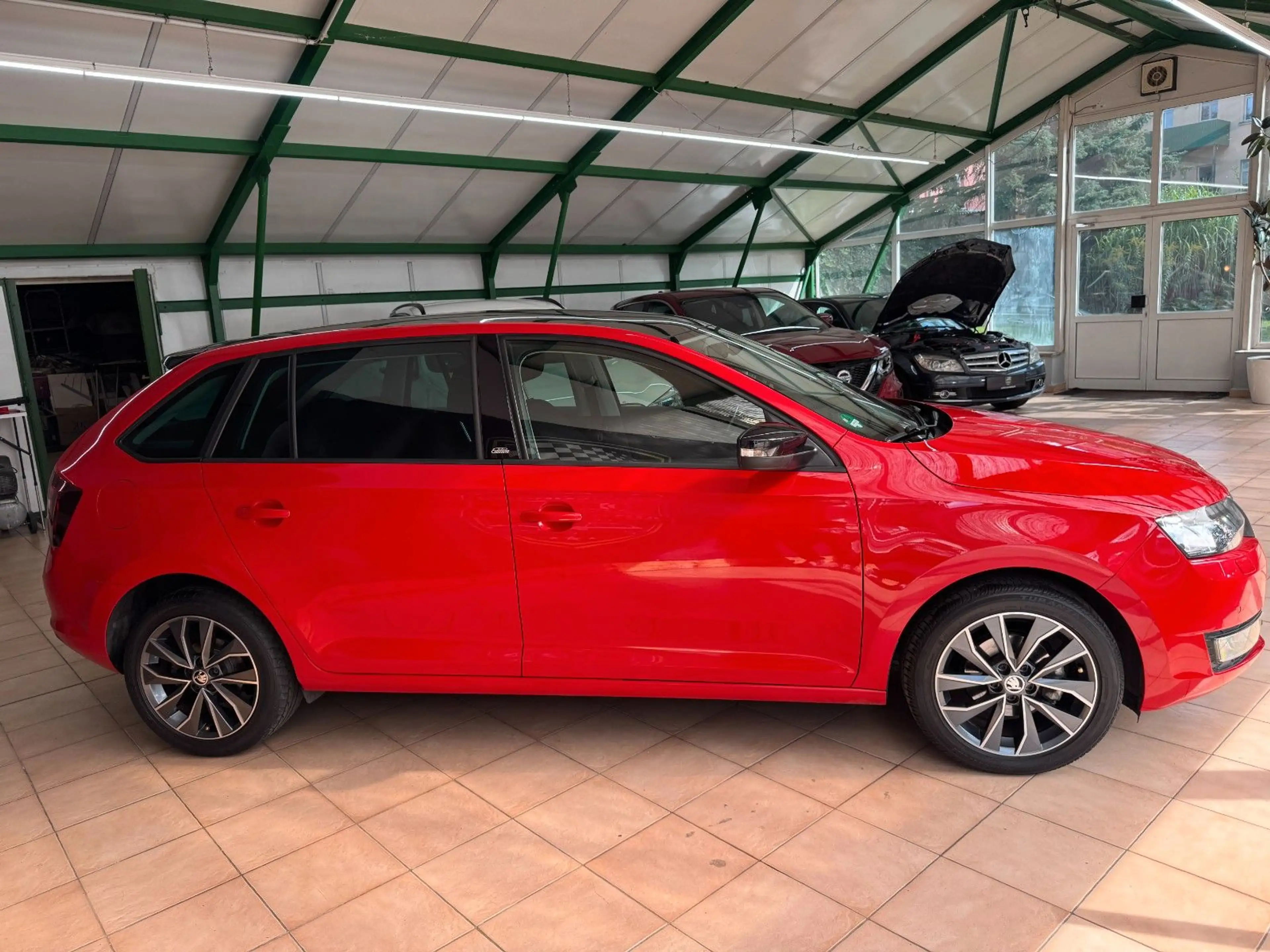 Skoda Rapid/Spaceback Spaceback Edition | HU NEU | XENON | SHZ | — photo 4
