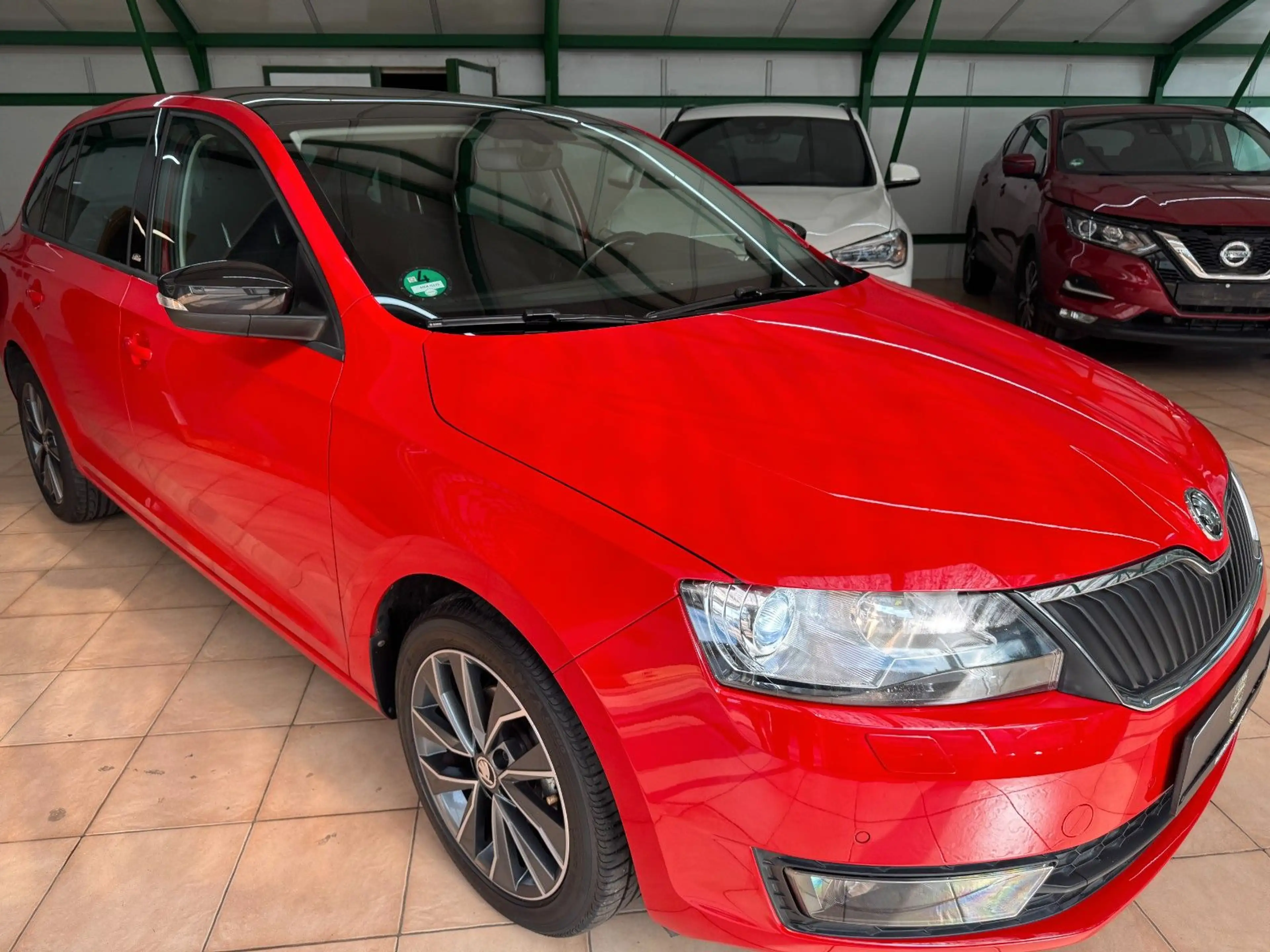 Skoda Rapid/Spaceback Spaceback Edition | HU NEU | XENON | SHZ | — photo 3