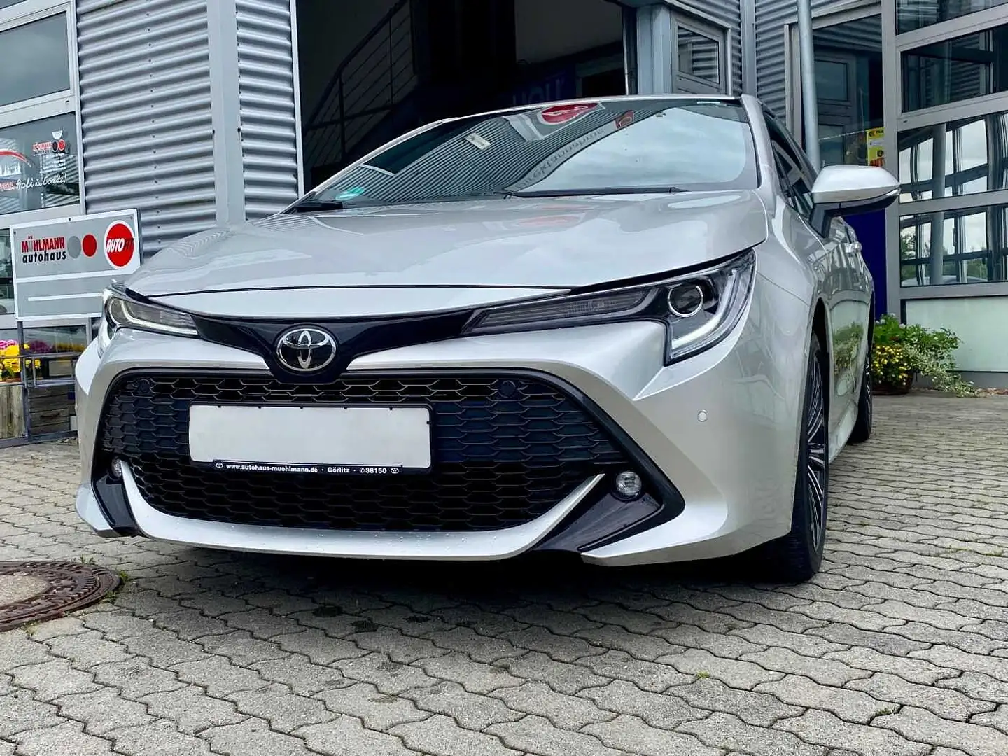 Toyota Corolla 1.2 Turbo Team Deutschland Zilver - 1
