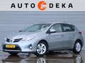 Toyota Auris 1.8 Hybrid Aspiration *Dealeronderh.*Navigatie* Gris - thumbnail 1