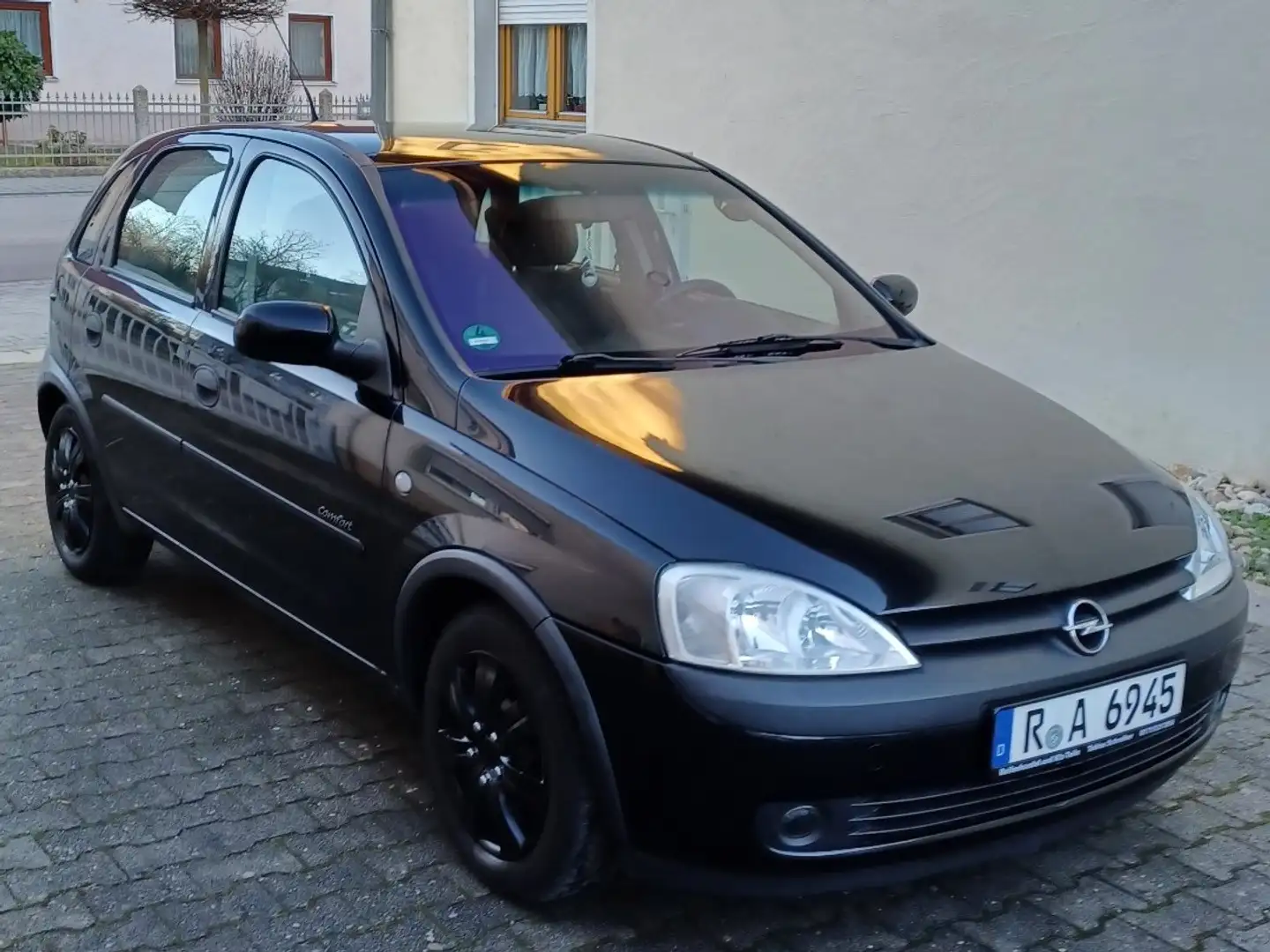 Opel Corsa 1.2 Benzin Comfort - 1
