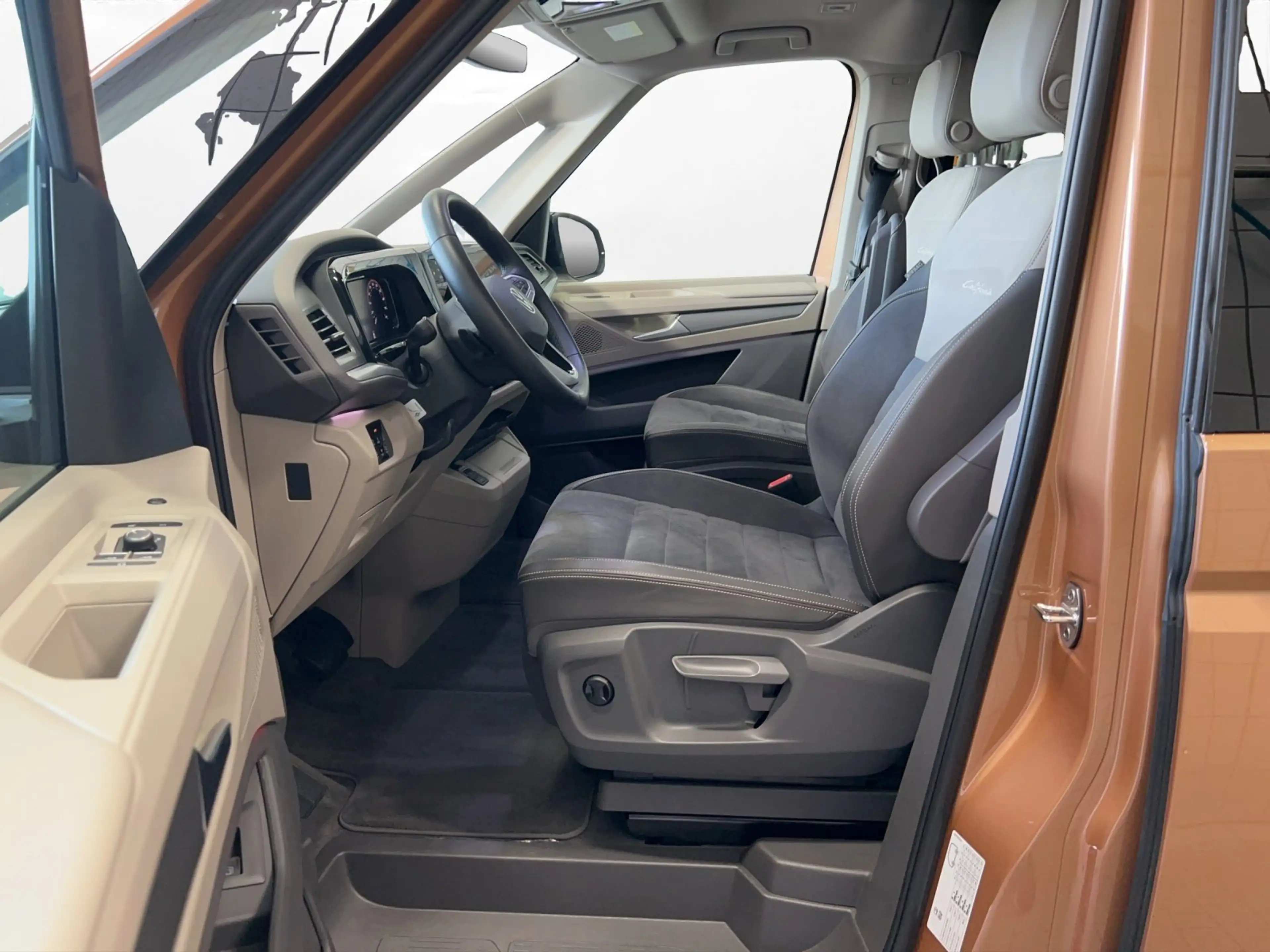 Volkswagen T7 California eHybrid 4MOTION OCEAN | DCC | AHK — photo 8