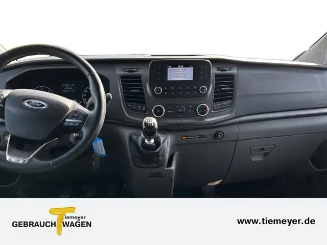 Ford Transit Custom view 13