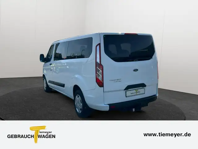 Ford Transit Custom view 7
