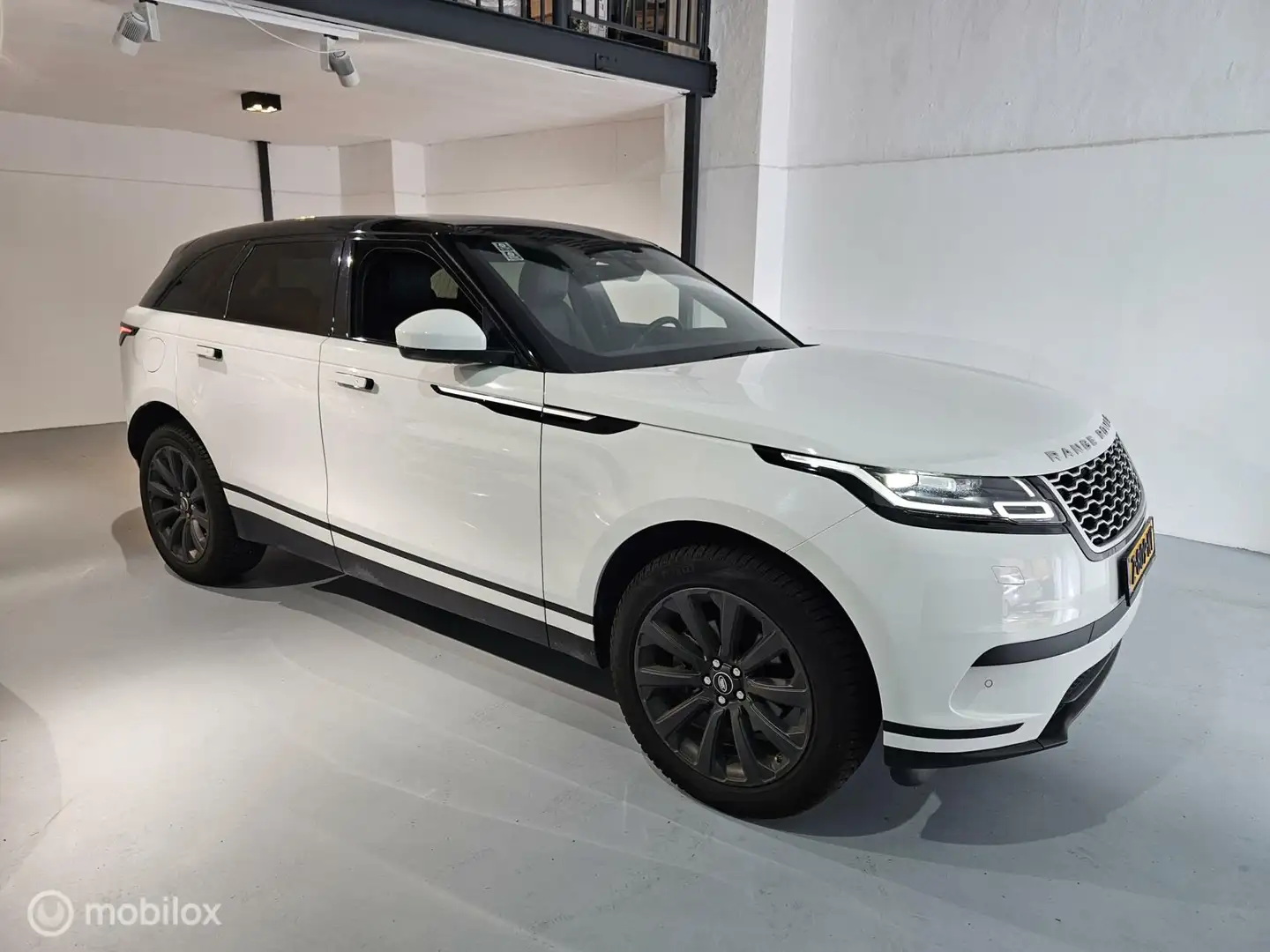 Land Rover Range Rover Velar 2.0 P250S Tubo AWD Garantie Wit - 1