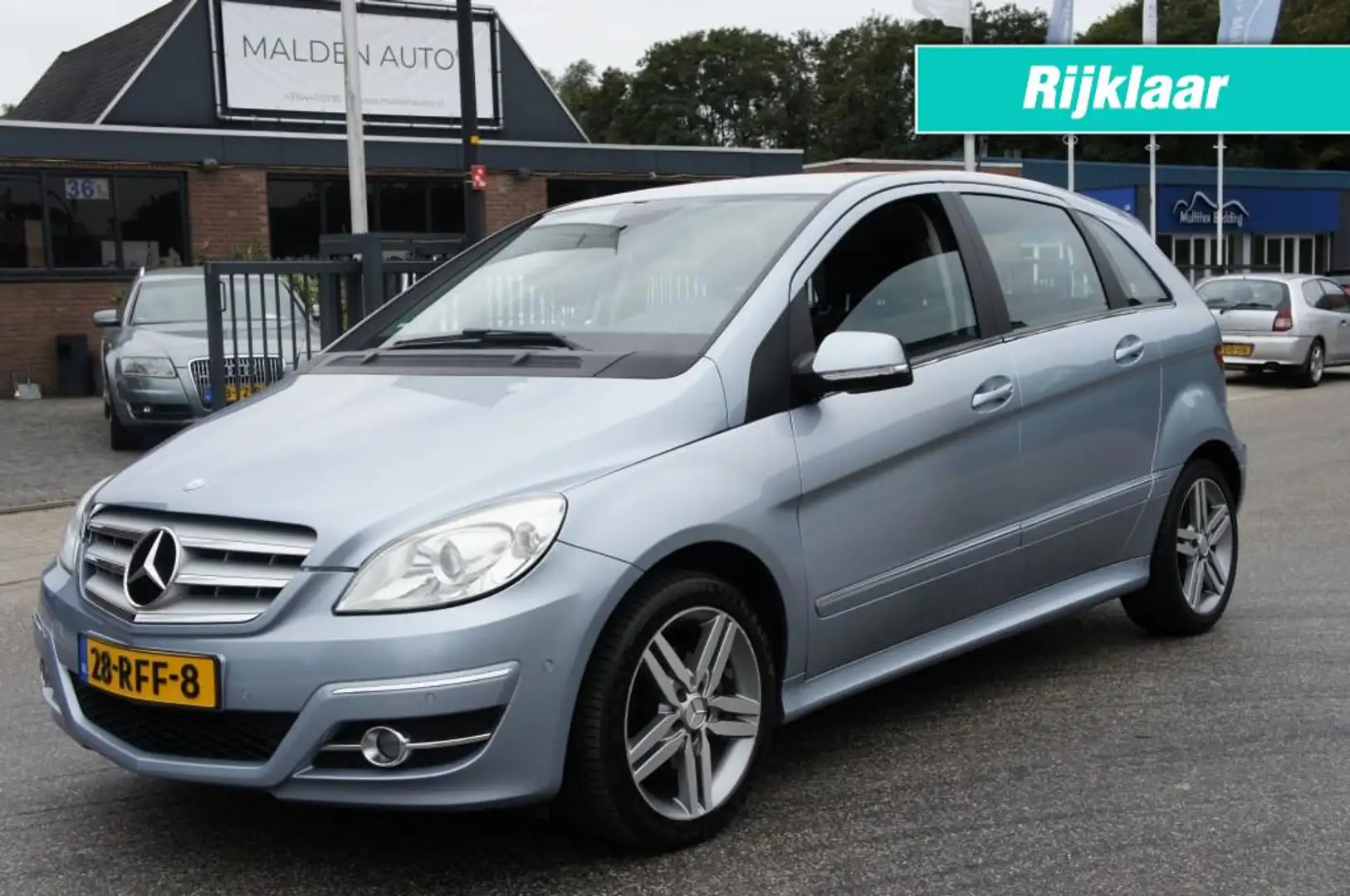 Mercedes-Benz B 180 180 BUSINES CL. NAVI/CAMERA/ALFLEDER/CRUISE/PDC/17 Bleu - 1