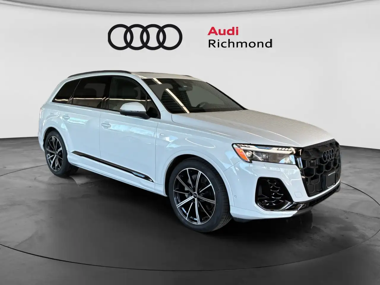 Audi Q7 снимка Audi Q7