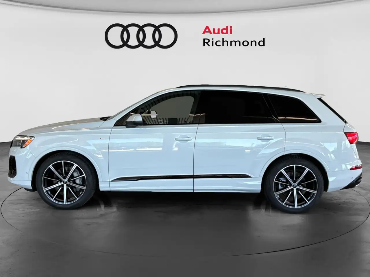 Audi Q7 снимка Audi Q7
