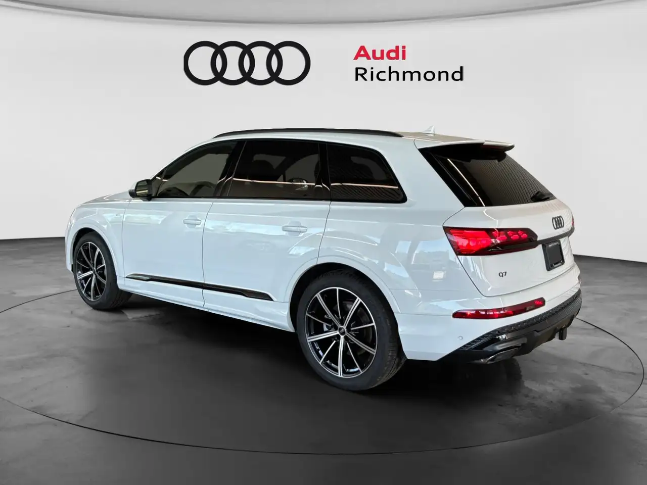 Audi Q7 снимка Audi Q7