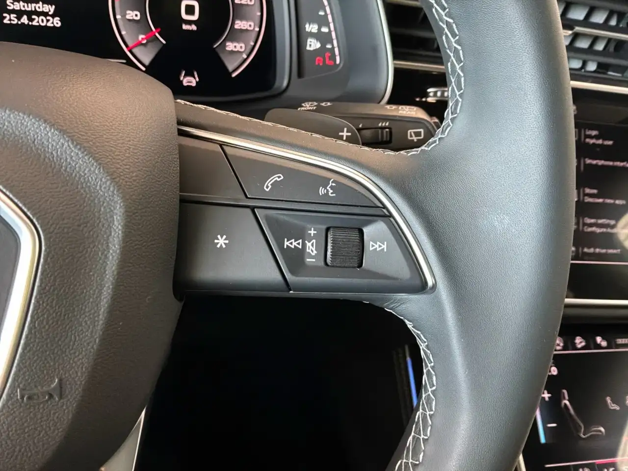 Audi Q7 снимка Audi Q7