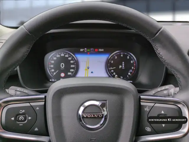 Volvo XC40 view 15