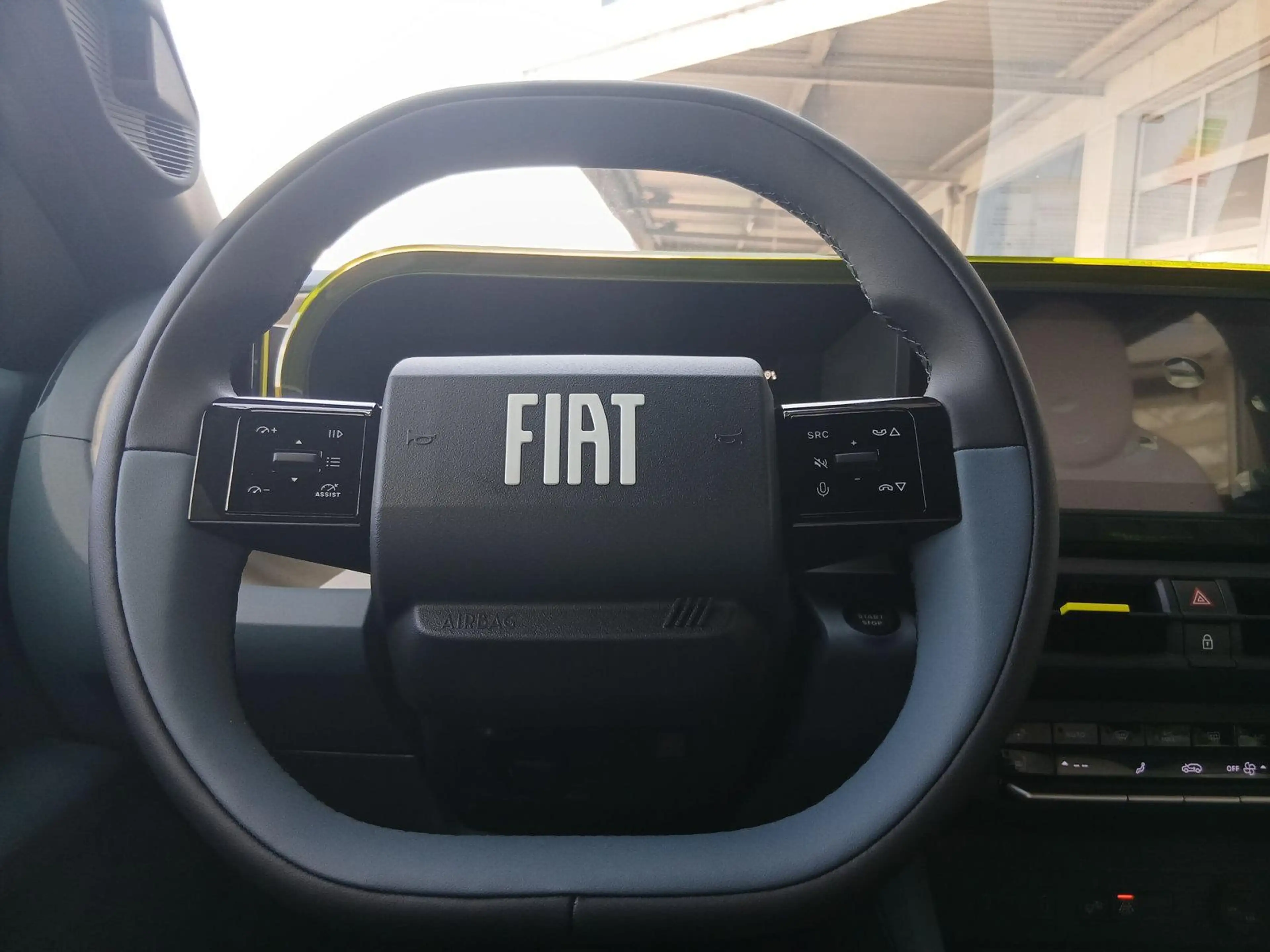 Fiat Grande Panda Elektro La Prima *sofort Lieferbar* — photo 11