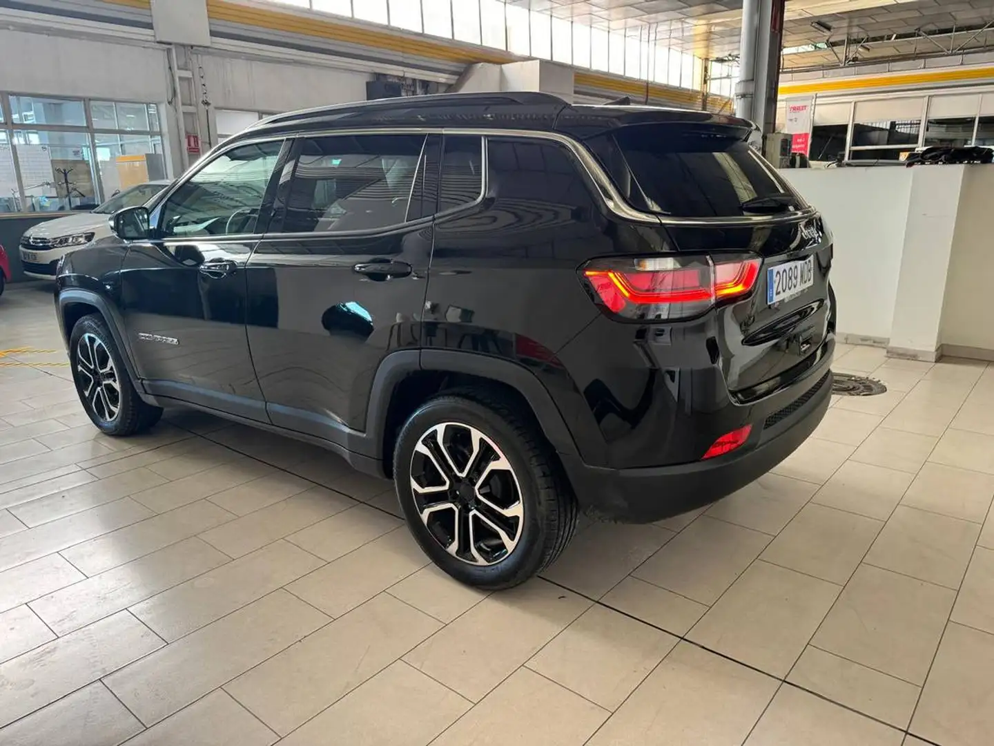 Jeep Compass 1.3 Gse T4 Limited 4x2 130 Noir - 2