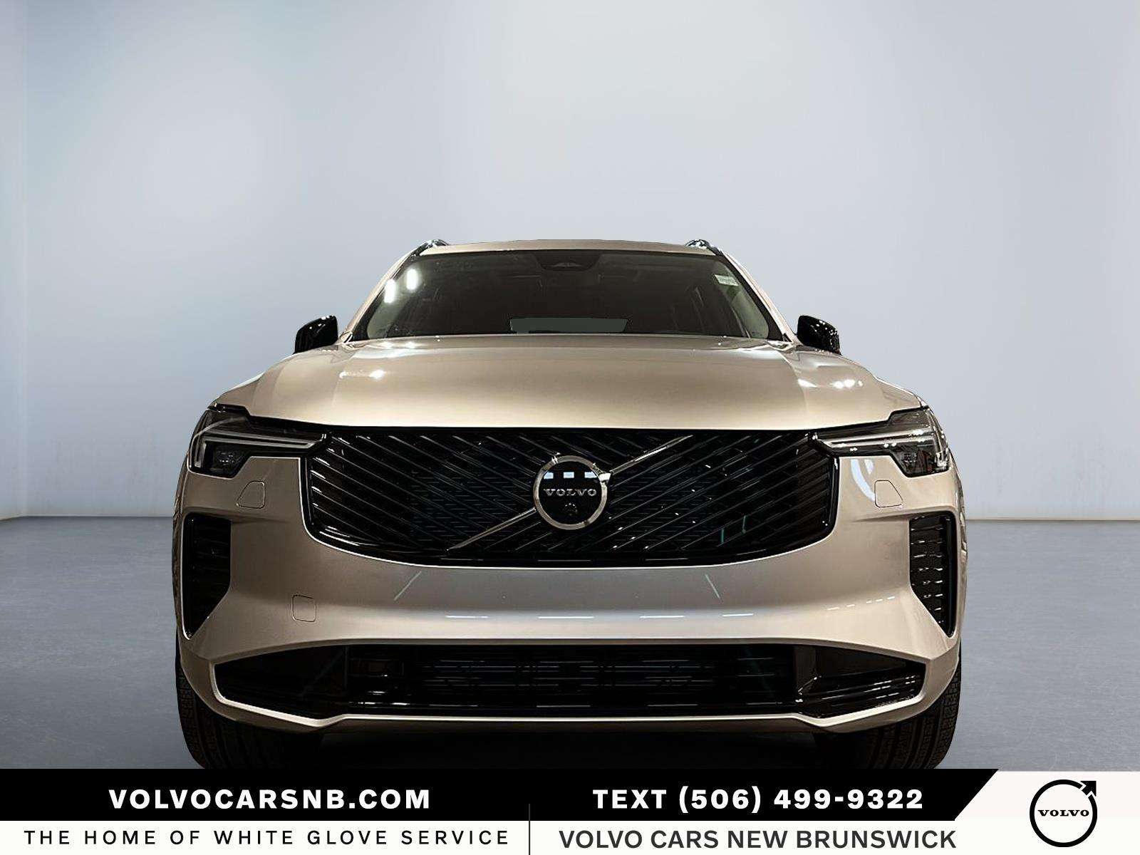 2026 Volvo XC90 B6 Ultra Bright Theme alt 2