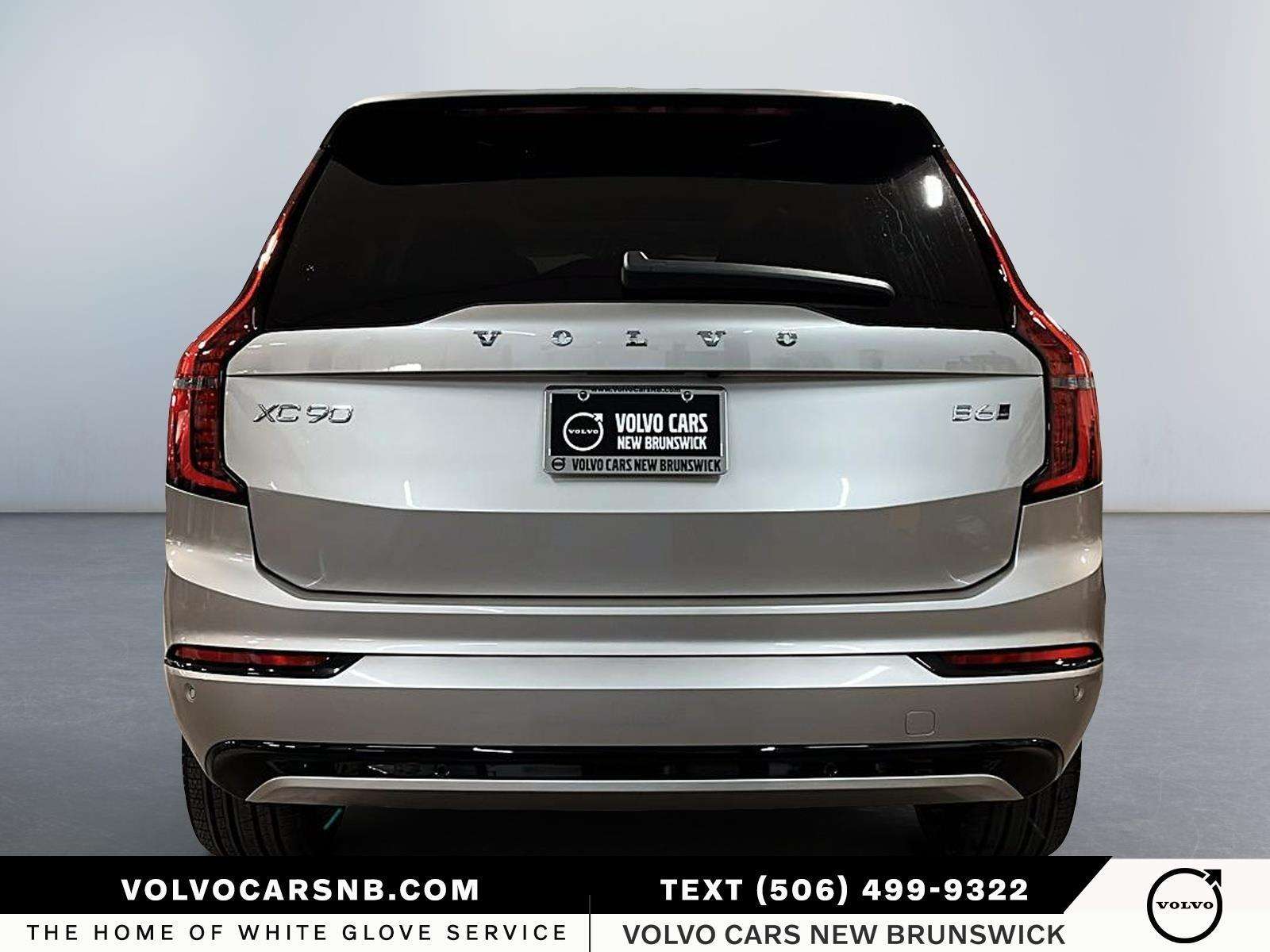 2026 Volvo XC90 B6 Ultra Bright Theme alt 3