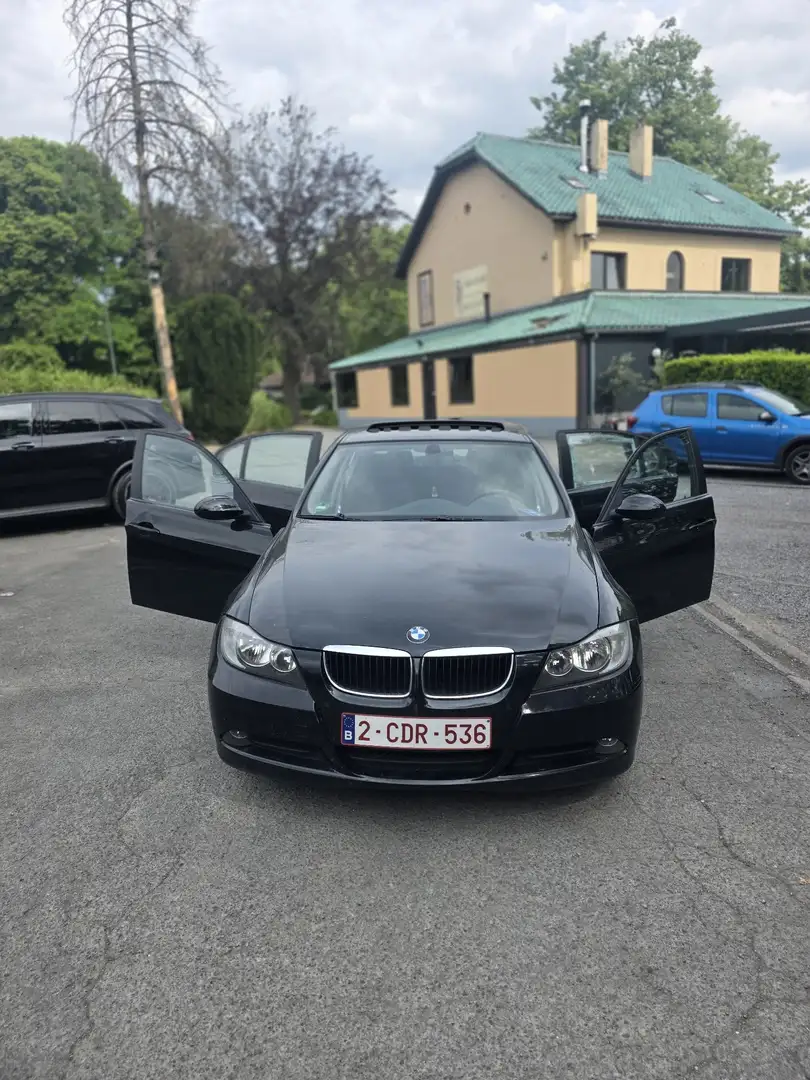 BMW 318 318i - 1