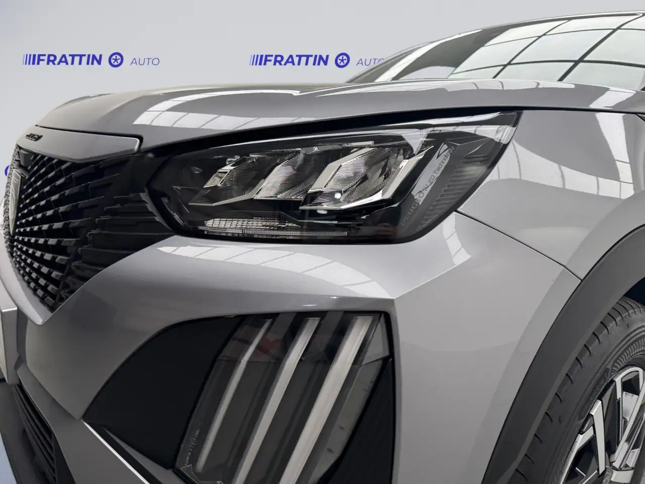 Peugeot 2008 Hybrid 145 e-DCS6 Style, миниатюра 10