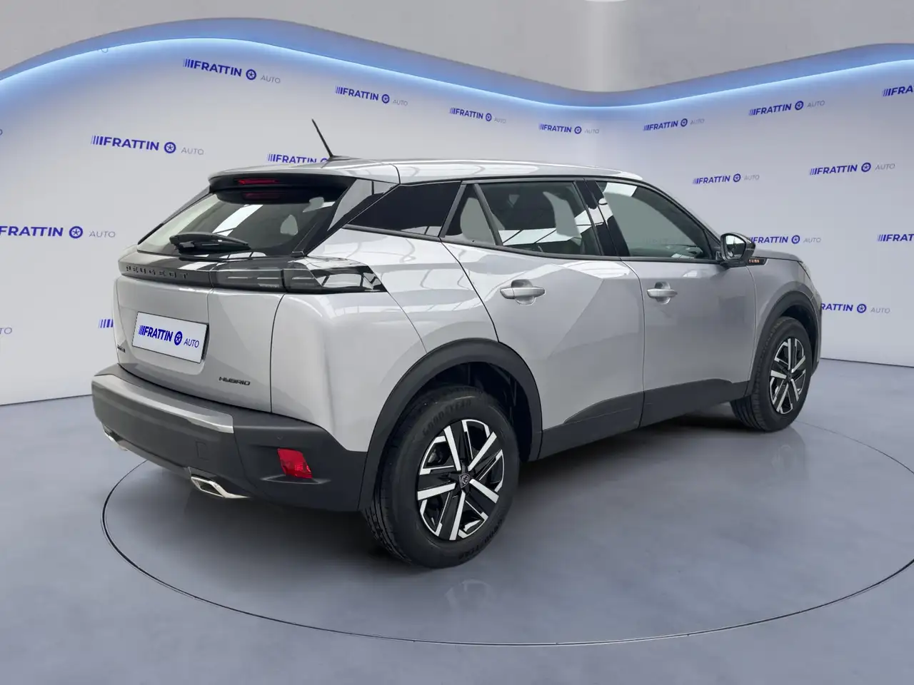 Peugeot 2008 Hybrid 145 e-DCS6 Style, миниатюра 3