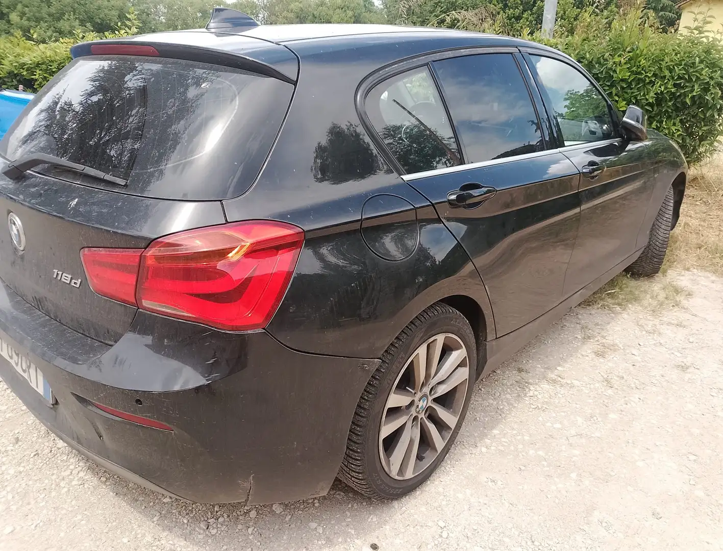 BMW 118 Serie 1 F/20-21 2015 118d Advantage 5p auto Nero - 1