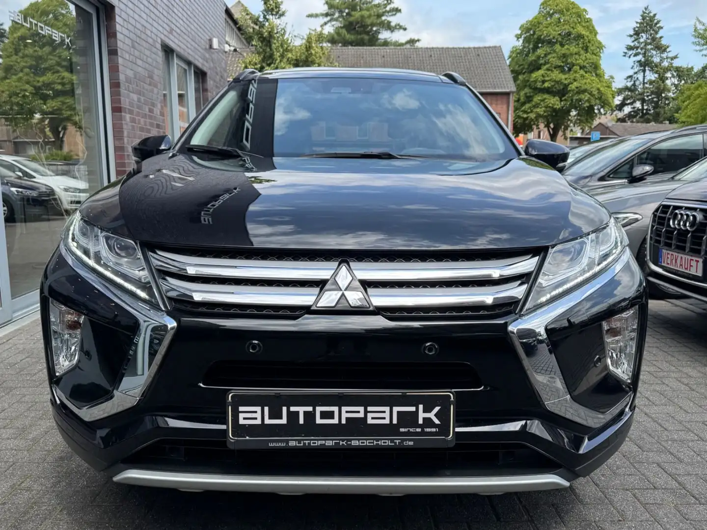 Mitsubishi Eclipse Cross Top 2WD Panorama°Head-Up°LED° Schwarz - 2