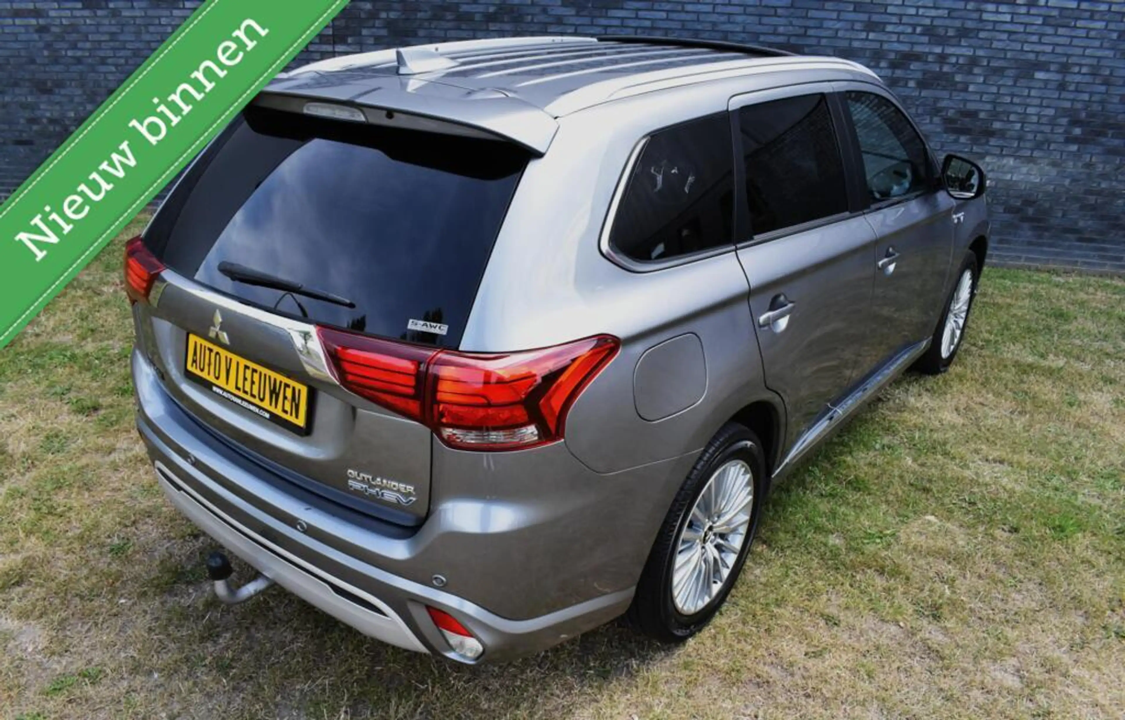 Mitsubishi Outlander 2.4 PHEV Diamand Edition LEDER VOL! 360º/PANORAMAD — photo 38