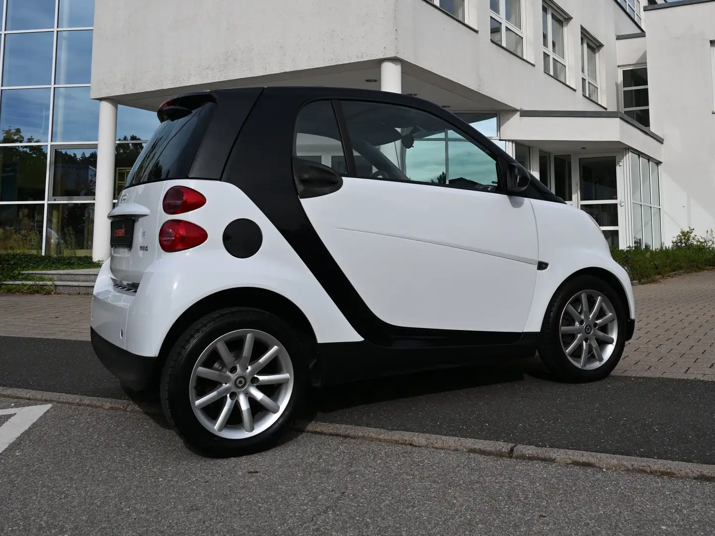 smart forTwo Artic Soleil Weiß - 2