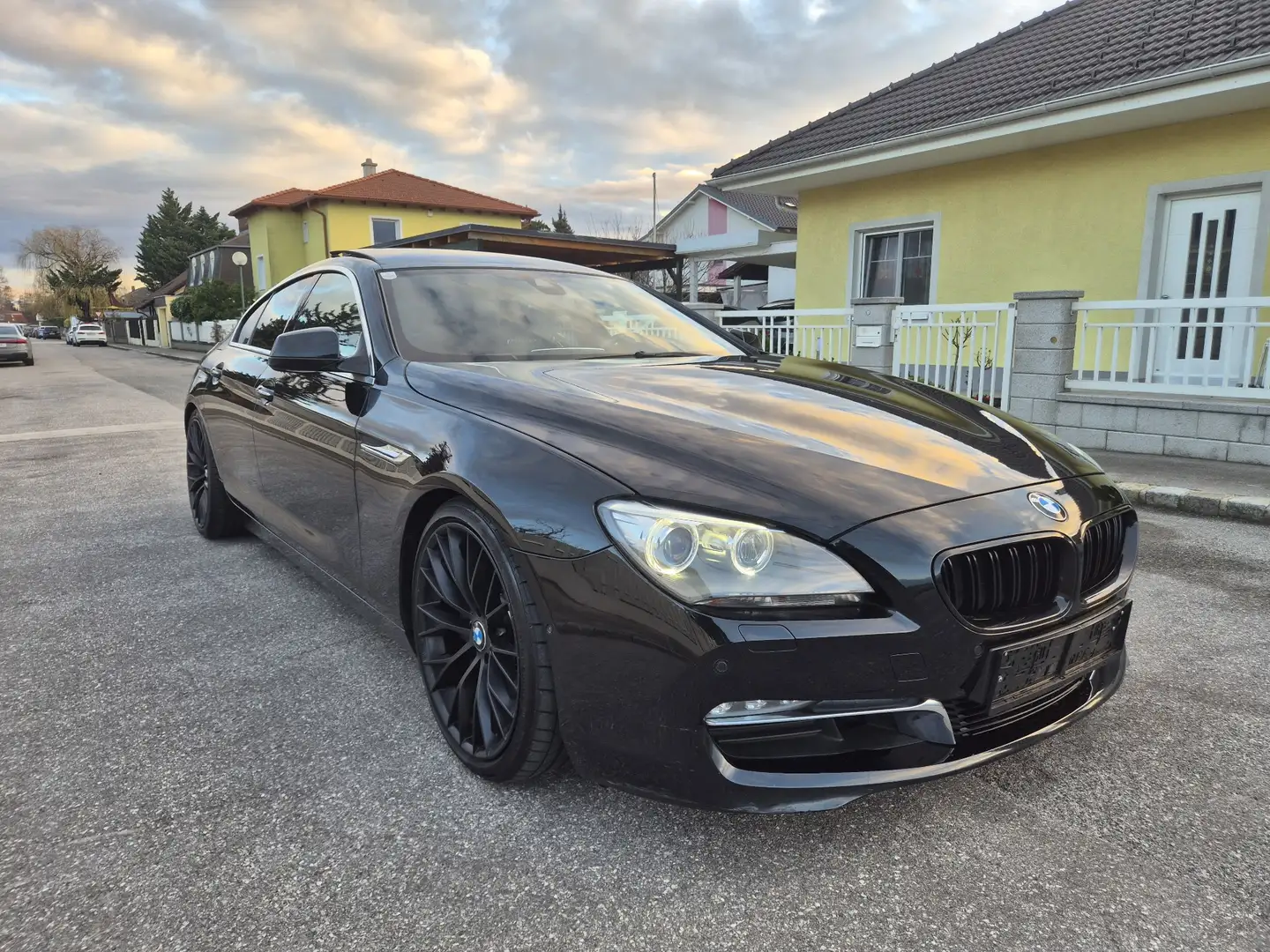 BMW 640 640d Gran Coupé Österreich-Paket Aut. Schwarz - 1