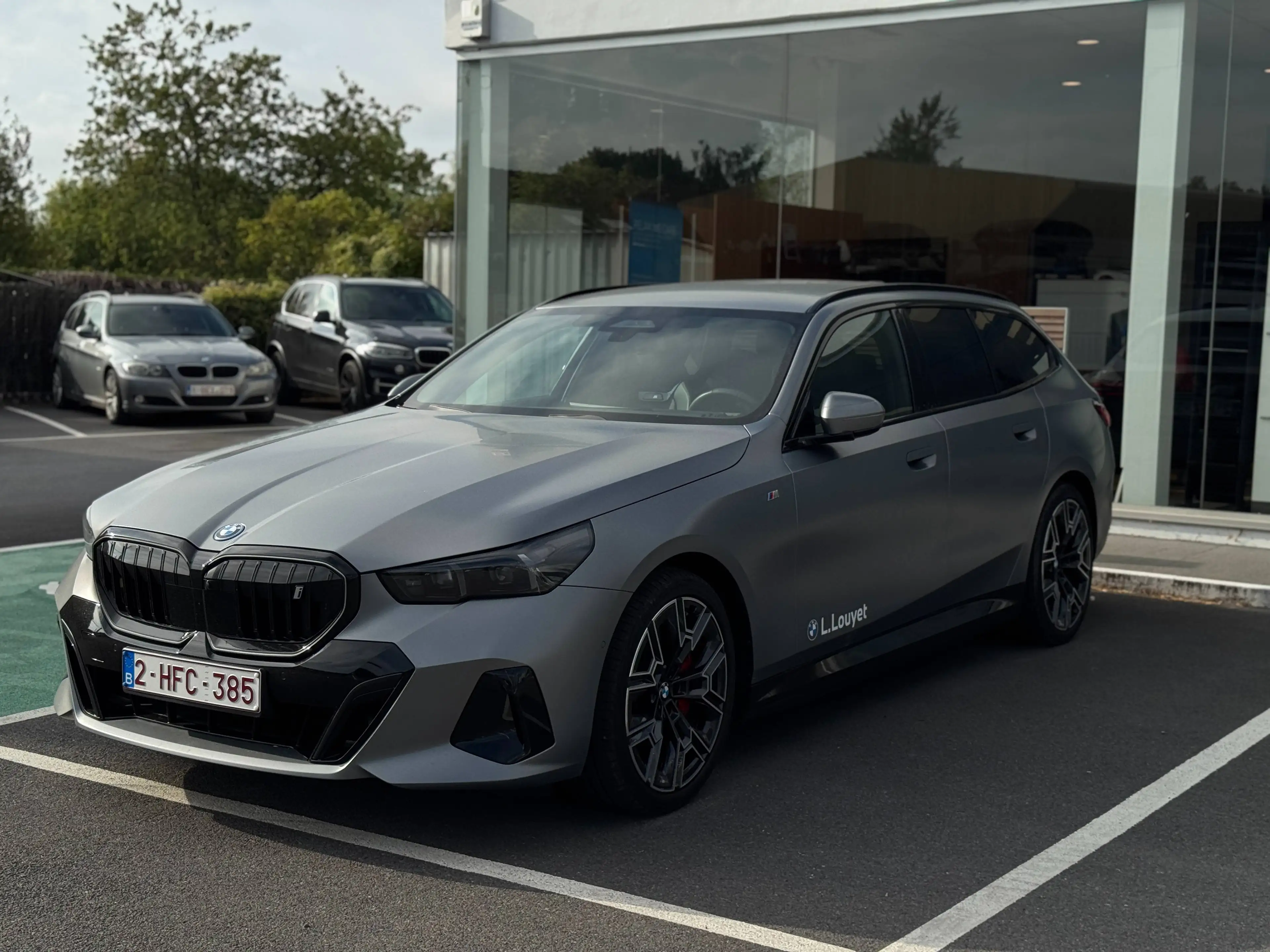 BMW i5 Touring eDrive40 / M Sport Pro / Sièges M / 360° / attache remorque