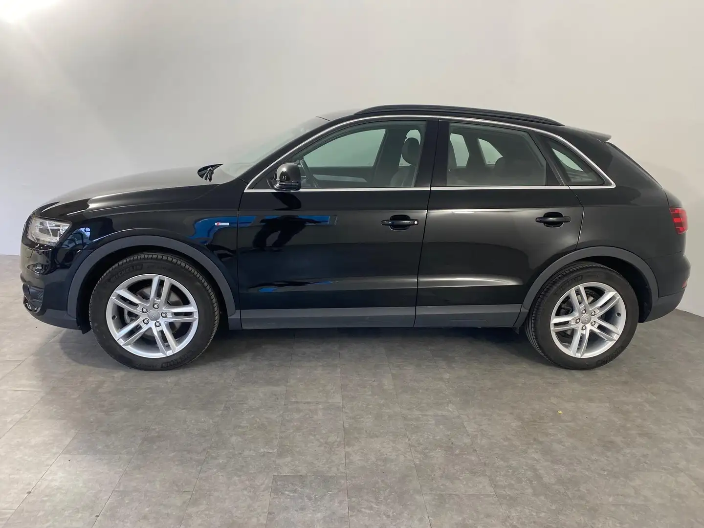 Audi Q3 2.0 TDI quattro S-LINE XENON*SITZHEIZUNG 103 kW... Schwarz - 2
