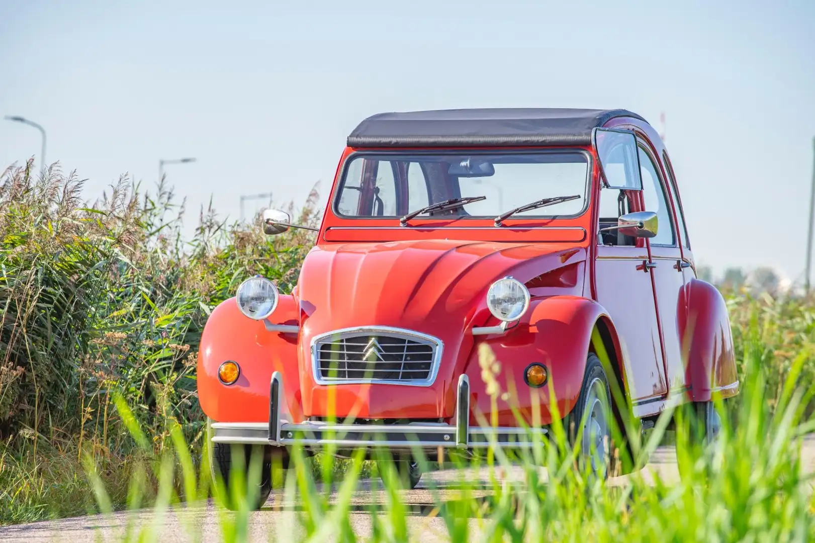 Citroen 2CV 6 Special Rood - 1