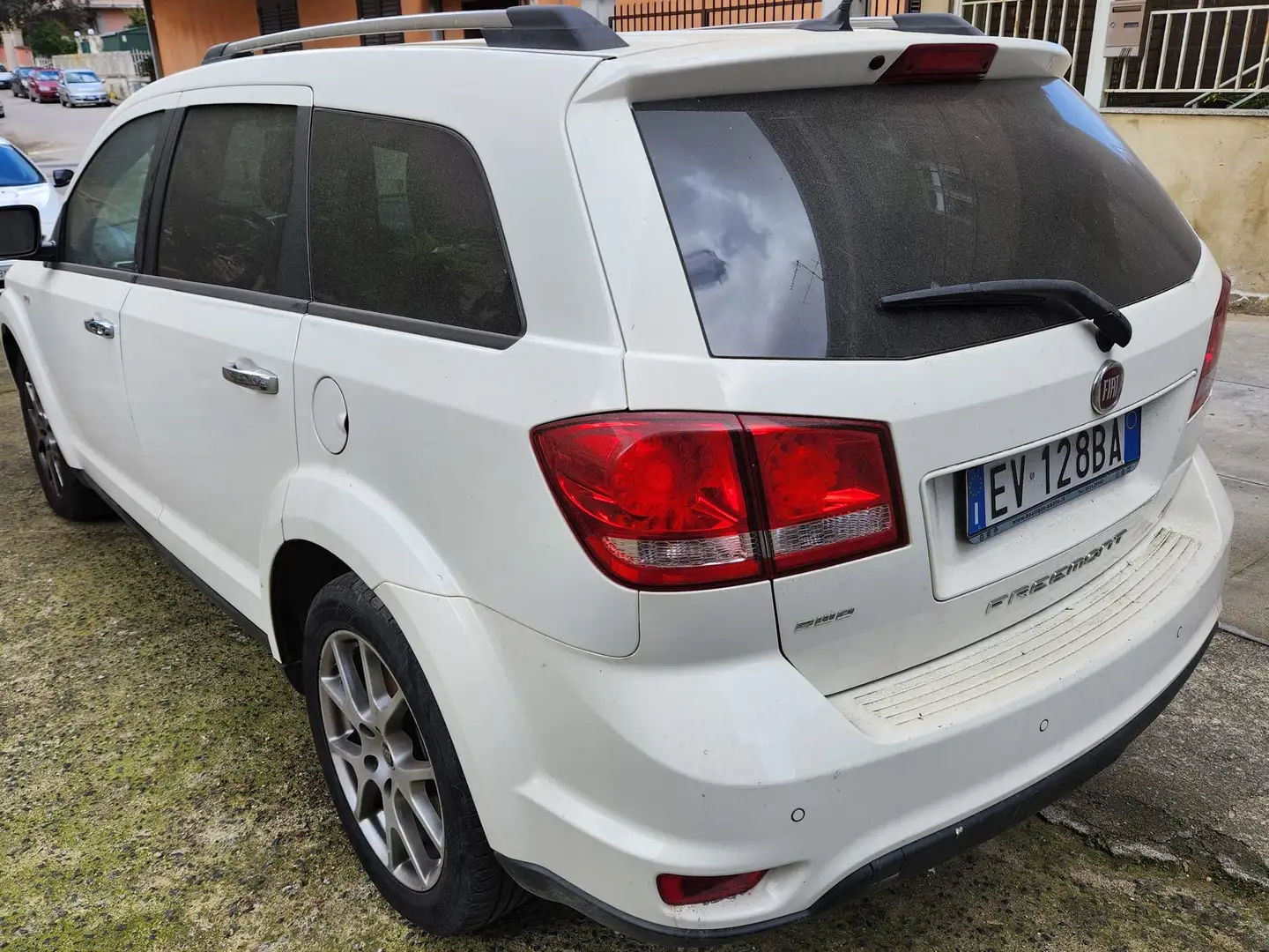 Fiat Freemont Freemont 2.0 mjt 16v Lounge 4x4 170cv auto E5+ Bianco - 2