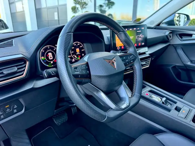 Cupra Formentor view 10